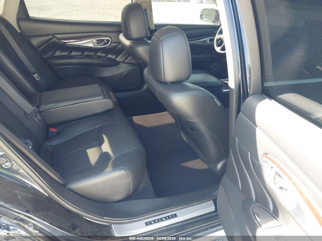44820038 :رقم المزاد ، JN1BY1PR6JM370362 vin ، 2018 Infiniti Q70l 3.7x Luxe مزاد بيع