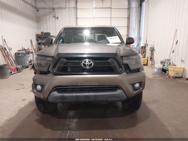 44820059 :رقم المزاد ، 3TMLU4EN8CM089900 vin ، 2012 Toyota Tacoma Base V6 مزاد بيع