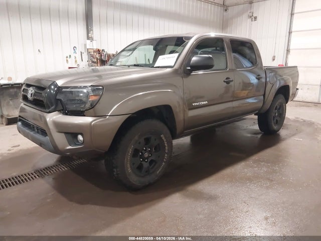44820059 :رقم المزاد ، 3TMLU4EN8CM089900 vin ، 2012 Toyota Tacoma Base V6 مزاد بيع