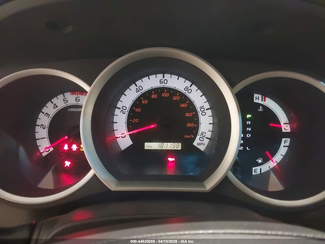 44820059 :رقم المزاد ، 3TMLU4EN8CM089900 vin ، 2012 Toyota Tacoma Base V6 مزاد بيع