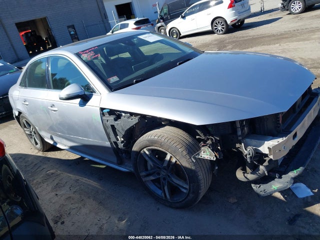 2018 Audi A4 2.0t Premium/2.0t Tech Premium მანქანა იყიდება აუქციონზე, vin: WAUENAF41JA180900, აუქციონის ნომერი: 44820062