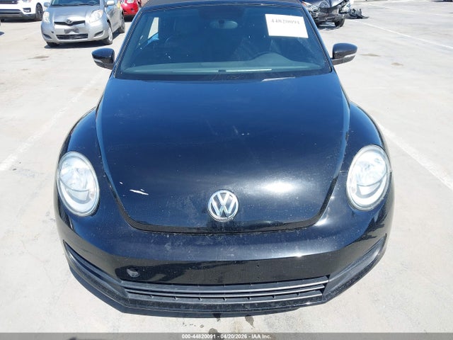 3VW5P7AT1EM805428 Volkswagen Beetle 2.5l