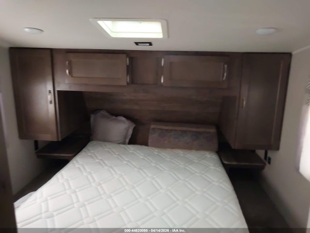 44820095 :رقم المزاد ، 4X4FPUB24KP076174 vin ، 2019 Forest River Other مزاد بيع