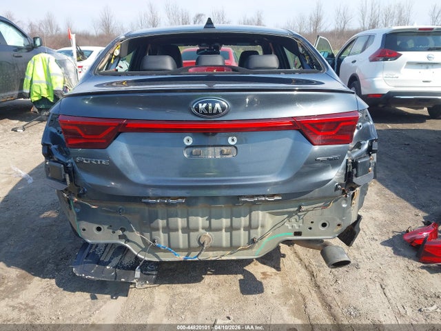 44820101 :رقم المزاد ، 3KPF34AD2ME319407 vin ، 2021 Kia Forte Gt-line مزاد بيع