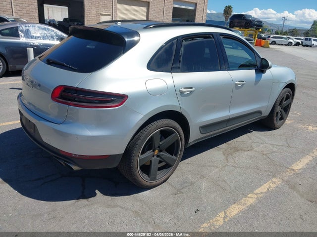 Porsche MACAN S 2018 WP1AB2A55JLB32254 Image 4
