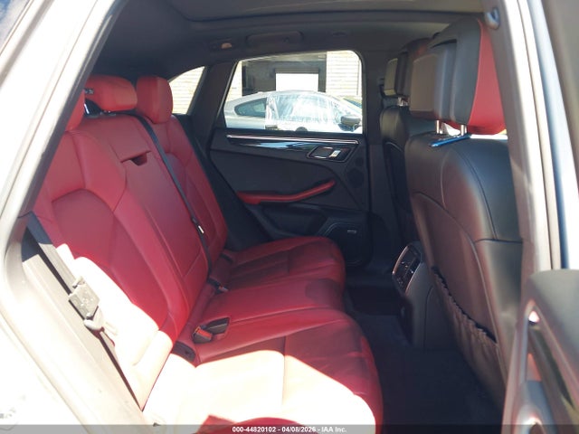 Porsche MACAN S 2018 WP1AB2A55JLB32254 Image 8