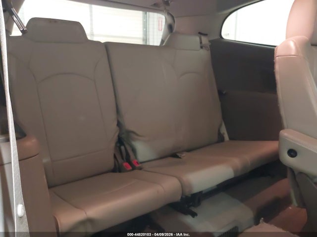 Aukcja sprzedaży 2015 Chevrolet Traverse 2lt, vin: 1GNKRHKD1FJ373734, numer aukcji: 44820103