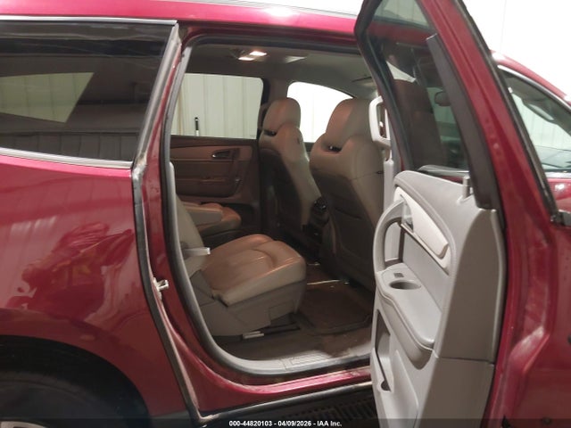 Aukcja sprzedaży 2015 Chevrolet Traverse 2lt, vin: 1GNKRHKD1FJ373734, numer aukcji: 44820103