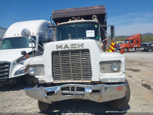 44820108 :رقم المزاد ، 1M2N274C6JW006098 vin ، 1988 Mack 600 R600 مزاد بيع