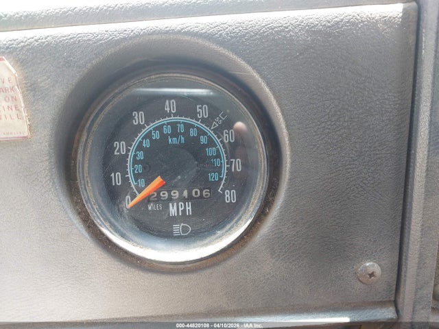 44820108 :رقم المزاد ، 1M2N274C6JW006098 vin ، 1988 Mack 600 R600 مزاد بيع