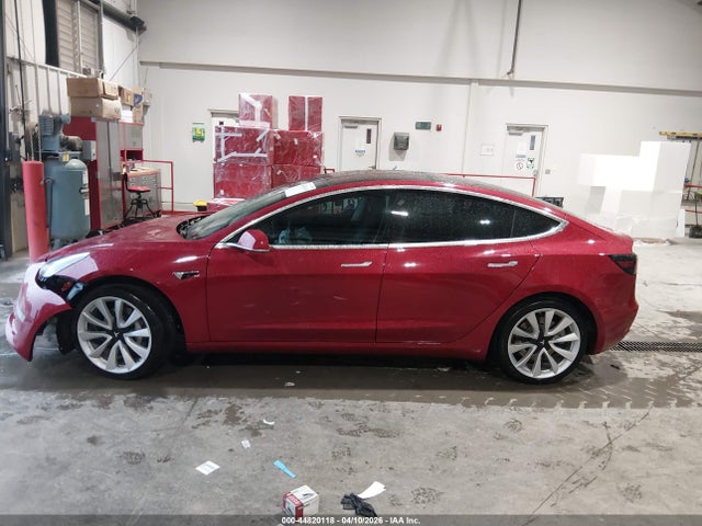 Tesla Model 3 Long Range/mid Range 2018 5YJ3E1EA7JF015491 Image 14