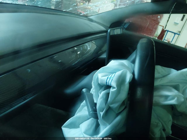 Tesla Model 3 Long Range/mid Range 2018 5YJ3E1EA7JF015491 Image 15