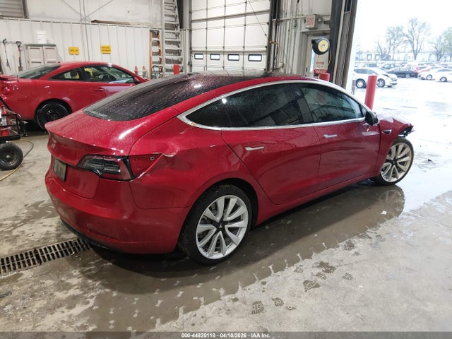 Tesla Model 3 Long Range/mid Range 2018 5YJ3E1EA7JF015491 Image 4