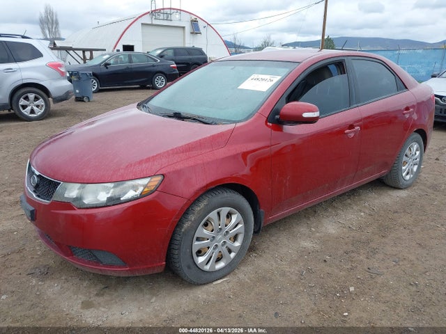 2010 KIA FORTE KNAFU4A22A5205231 Photo 1