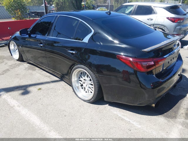 44820142 :رقم المزاد ، JN1EV7AP2JM592090 vin ، 2018 Infiniti Q50 3.0t Luxe مزاد بيع