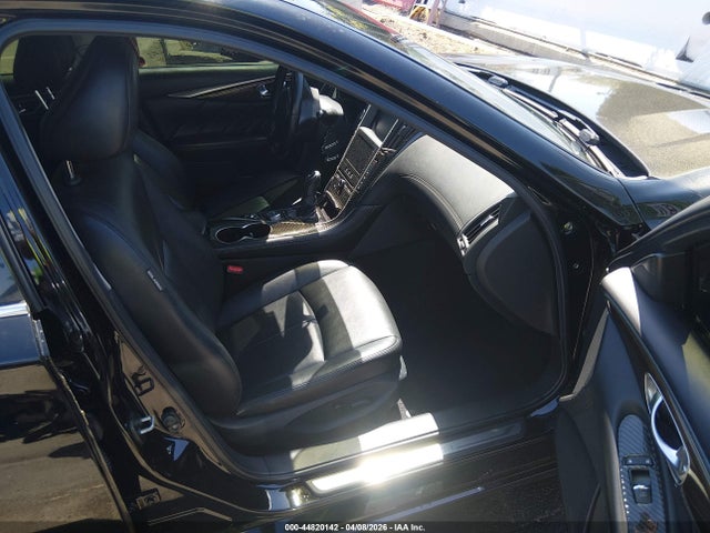 44820142 :رقم المزاد ، JN1EV7AP2JM592090 vin ، 2018 Infiniti Q50 3.0t Luxe مزاد بيع
