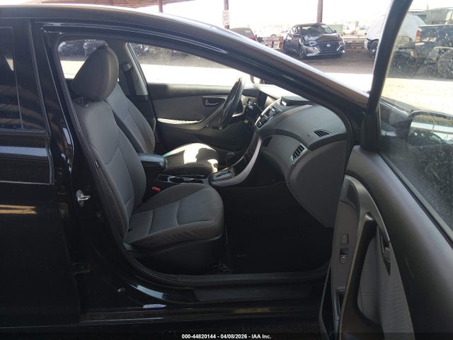 Продажа на аукционе авто 2013 Hyundai Elantra Gls, vin: 5NPDH4AE2DH447062, номер лота: 44820144