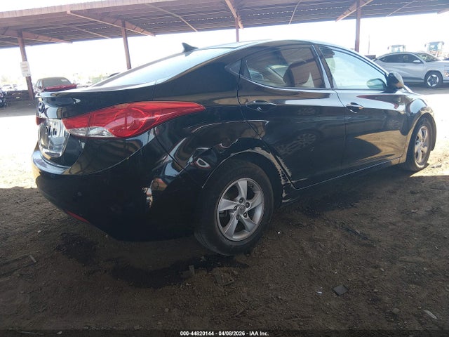 Продажа на аукционе авто 2013 Hyundai Elantra Gls, vin: 5NPDH4AE2DH447062, номер лота: 44820144
