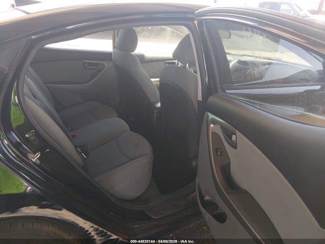 Продажа на аукционе авто 2013 Hyundai Elantra Gls, vin: 5NPDH4AE2DH447062, номер лота: 44820144