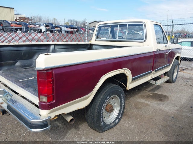 1984 Ford F250 მანქანა იყიდება აუქციონზე, vin: 2FTHF2518ECB15668, აუქციონის ნომერი: 44820163