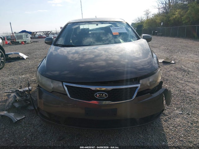44820167 :رقم المزاد ، KNAFU4A25B5425139 vin ، 2011 Kia Forte Ex مزاد بيع