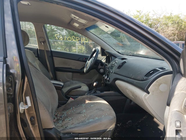 44820167 :رقم المزاد ، KNAFU4A25B5425139 vin ، 2011 Kia Forte Ex مزاد بيع