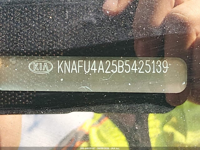 44820167 :رقم المزاد ، KNAFU4A25B5425139 vin ، 2011 Kia Forte Ex مزاد بيع