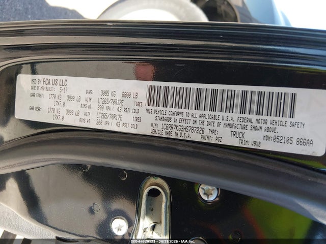 2017 RAM 1500 1C6RR7KG3HS787226 Photo 8