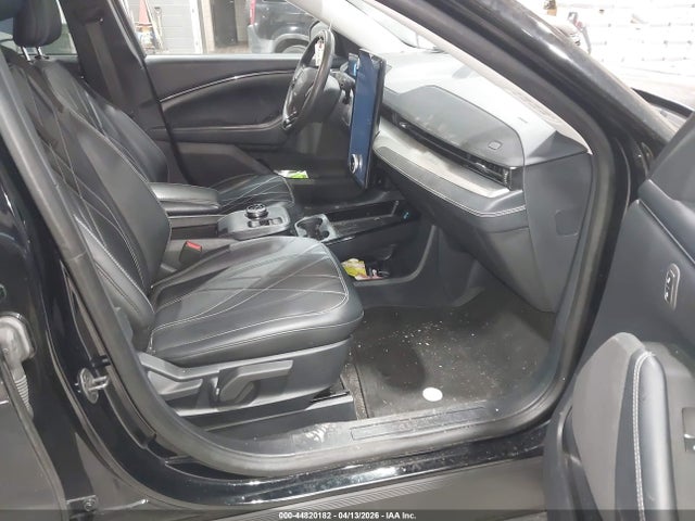 Ford Mustang Mach-e Select 2021 3FMTK1RM8MMA25701 Image 5
