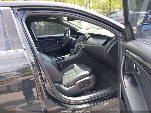 44820187 :رقم المزاد ، 1FAHP2KT6FG208584 vin ، 2015 Ford Taurus Sho مزاد بيع