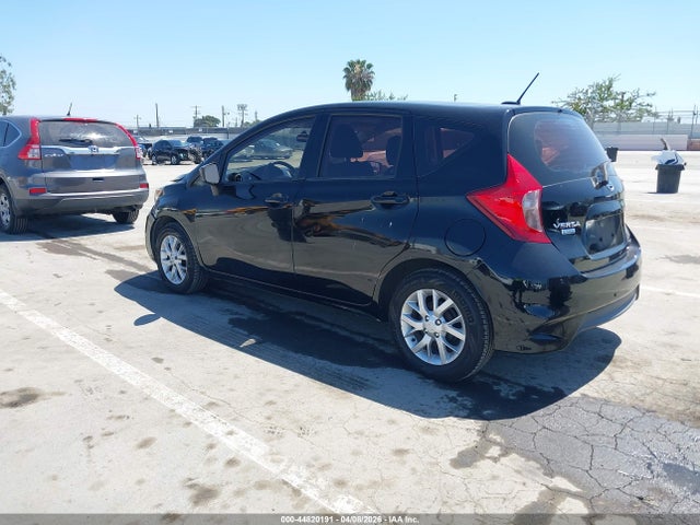 2018 NISSAN VERSA NOTE 3N1CE2CP3JL359157 Photo 2