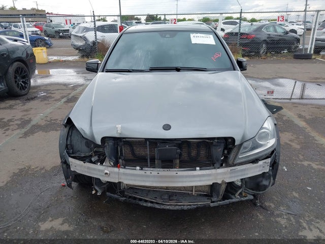 Aukcja sprzedaży 2013 Mercedes-benz C 350 Sport, vin: WDDGF5HB9DR260128, numer aukcji: 44820203