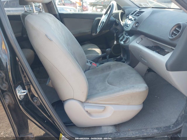 44820204 :رقم المزاد ، 2T3JF4DV1BW115415 vin ، 2011 Toyota Rav4 مزاد بيع