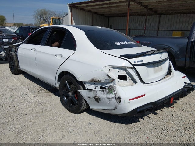 2017 Mercedes-benz E 300 4matic მანქანა იყიდება აუქციონზე, vin: WDDZF4KB9HA036115, აუქციონის ნომერი: 44820208