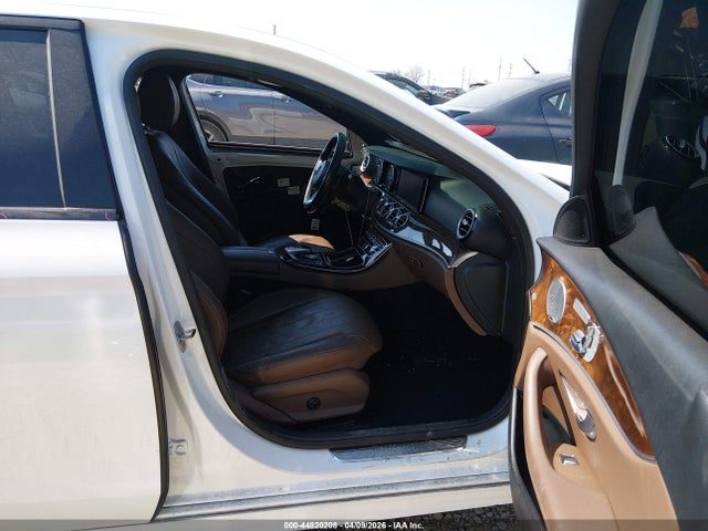 2017 Mercedes-benz E 300 4matic მანქანა იყიდება აუქციონზე, vin: WDDZF4KB9HA036115, აუქციონის ნომერი: 44820208