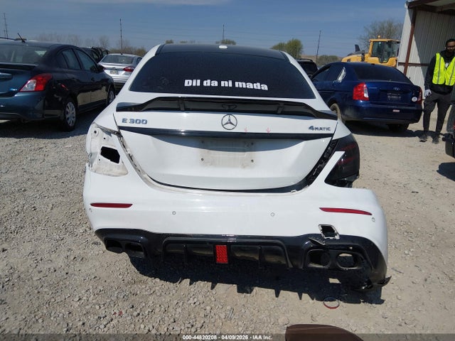 2017 Mercedes-benz E 300 4matic მანქანა იყიდება აუქციონზე, vin: WDDZF4KB9HA036115, აუქციონის ნომერი: 44820208