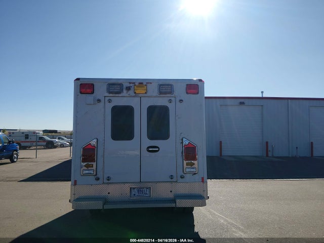 Ford F-450 Chassis Xlt 2016 1FDUF4HT5GEA60368 Image 16