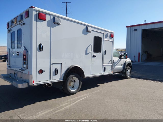 Ford F-450 Chassis Xlt 2016 1FDUF4HT5GEA60368 Image 4