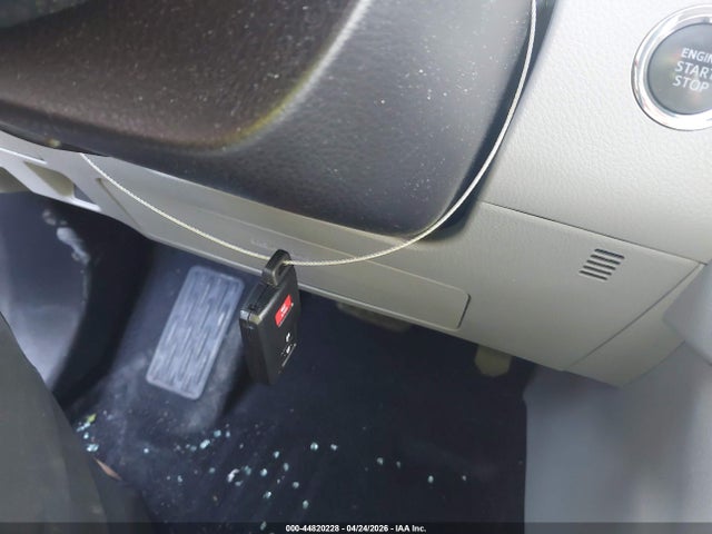 5TDKZRFH9KS550605 Toyota Highlander Xle