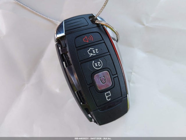 2017 LINCOLN MKC 5LMCJ2D9XHUL30837 Photo 10