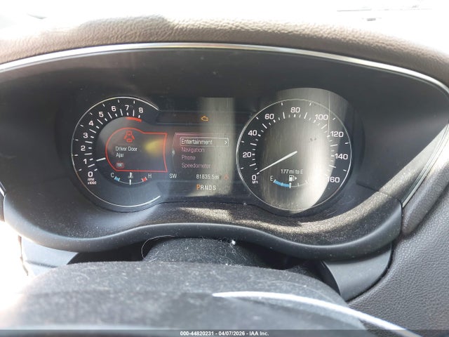 2017 LINCOLN MKC 5LMCJ2D9XHUL30837 Photo 6