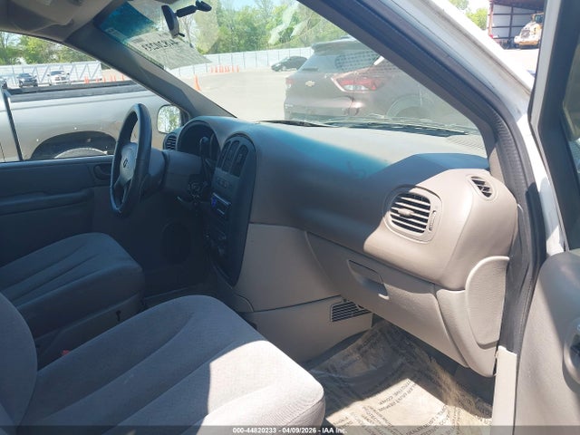 Продажа на аукционе авто 2003 Dodge Caravan Se, vin: 1D8GP25353B245671, номер лота: 44820233