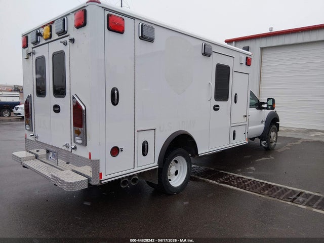 Ford F-450 Chassis Xlt 2016 1FDUF4HT7GEA60369 Image 4