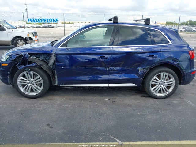 Продажа на аукционе авто 2018 Audi Q5 2.0t Premium/2.0t Tech Premium, vin: WA1BNAFYXJ2155894, номер лота: 44820255