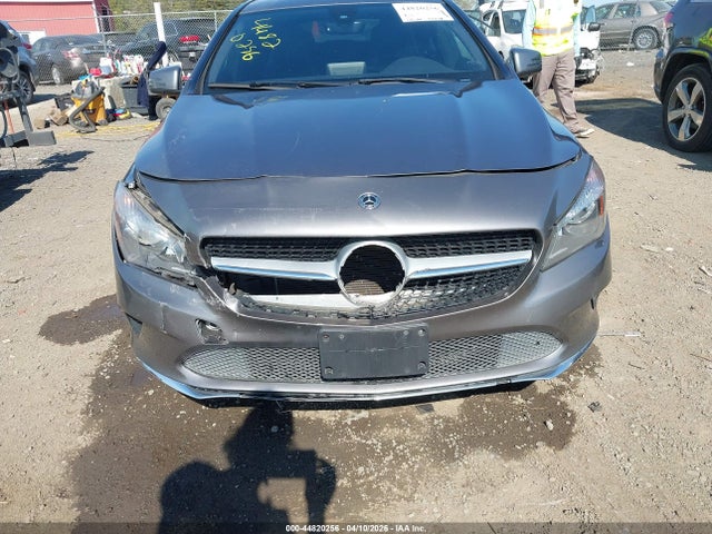 2019 Mercedes-benz Cla 250 4matic მანქანა იყიდება აუქციონზე, vin: WDDSJ4GB3KN724359, აუქციონის ნომერი: 44820256