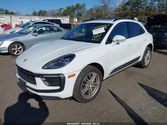 Auction sale of the 2022 Porsche Macan, vin: WP1AA2A53NLB06485, lot number: 44820257