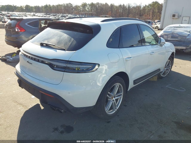 Auction sale of the 2022 Porsche Macan, vin: WP1AA2A53NLB06485, lot number: 44820257