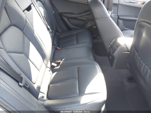 Auction sale of the 2022 Porsche Macan, vin: WP1AA2A53NLB06485, lot number: 44820257