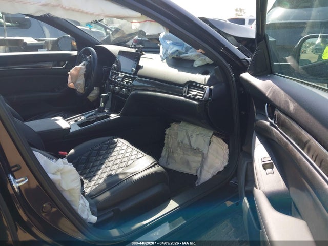 1HGCV1F37MA013240 Honda Accord Sport