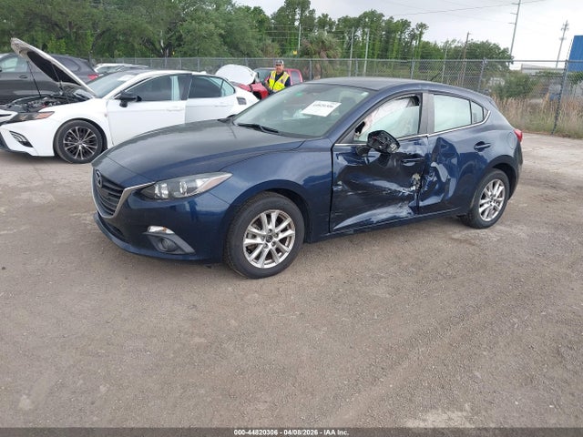 2015 MAZDA MAZDA3 3MZBM1L72FM182458 Photo 1